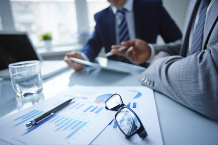 Profissionais com experiência de mercado Consórcio Sorteado Profissionais com experiência de mercado Consórcio Sorteado